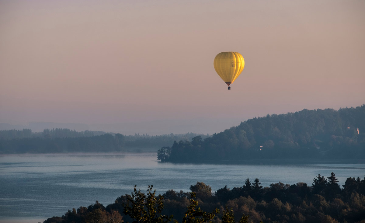 Ballonfahrt über dem Obertrumer See